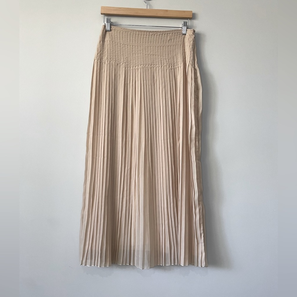 Alpha Studio pleated neutral maxi skirt medium
